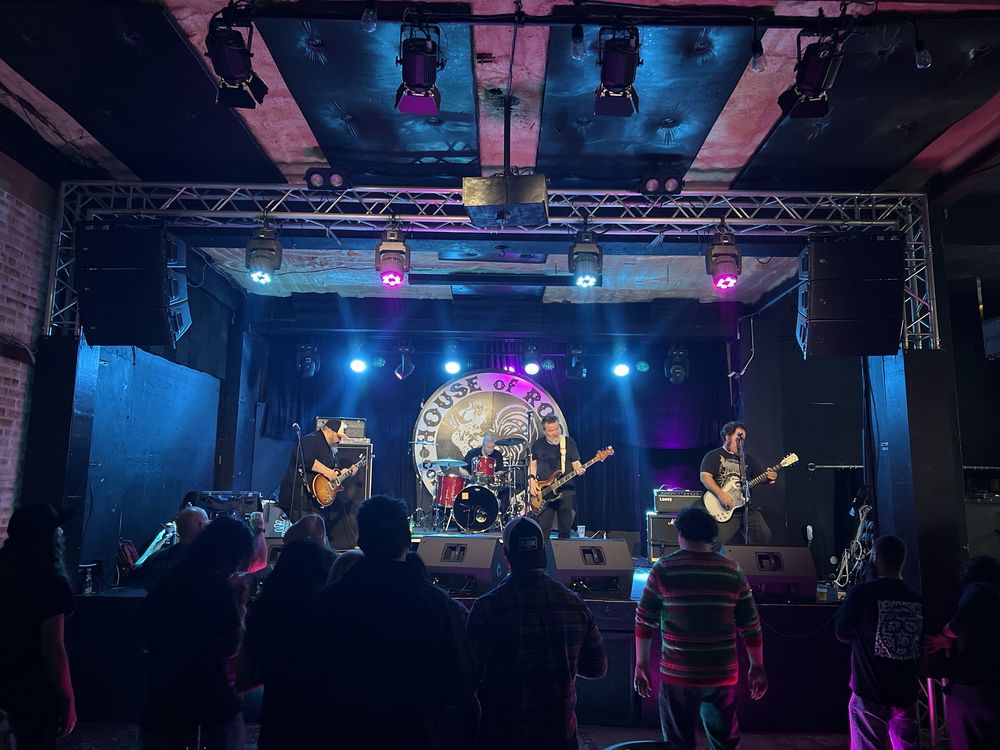 House of Rock Corpus Christi — a packed live show on the main stage